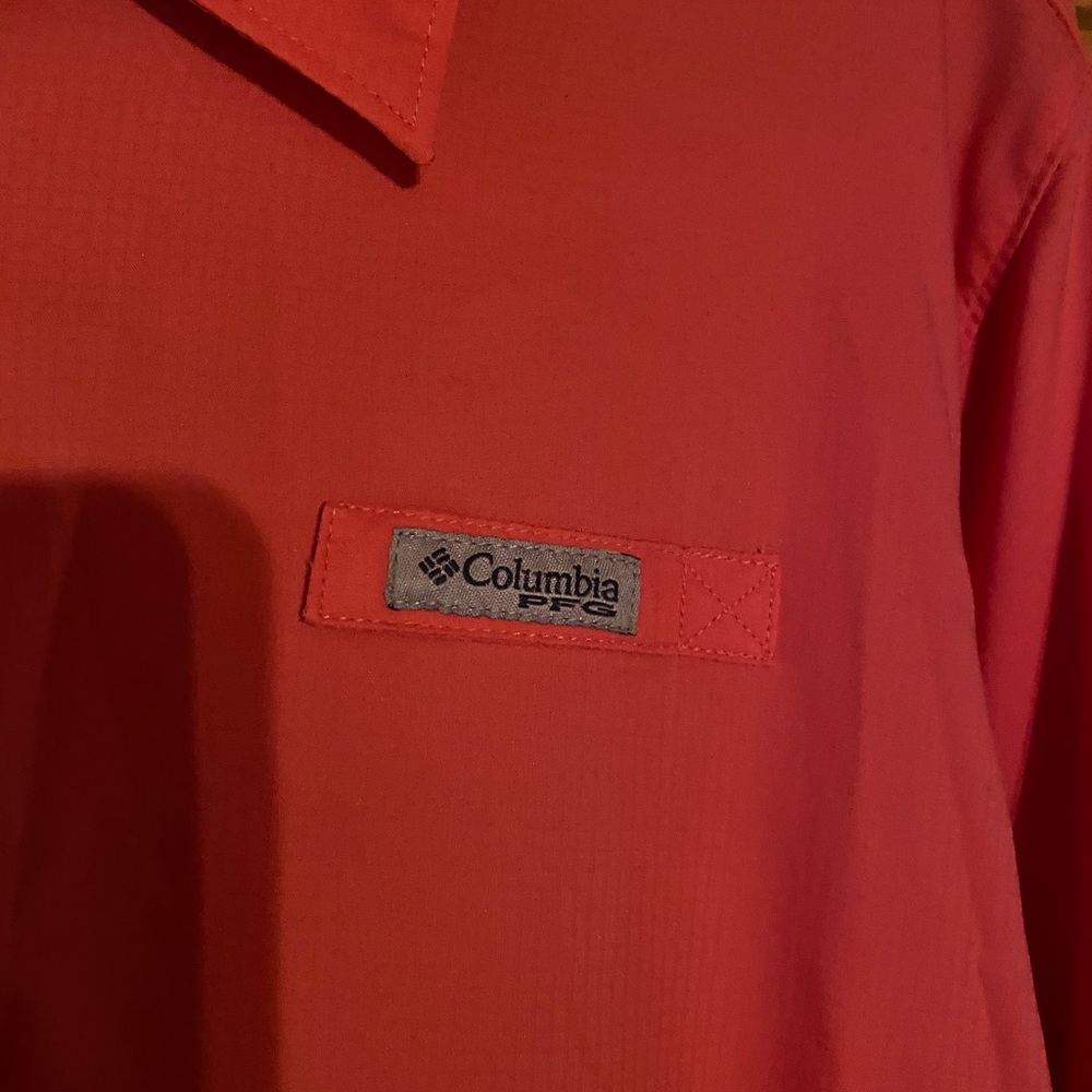 Columbia shirt pink color size women’s 2X plus size. Worn only one time.